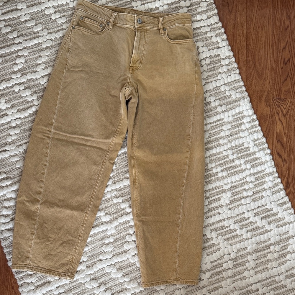 American Eagle barrel jeans